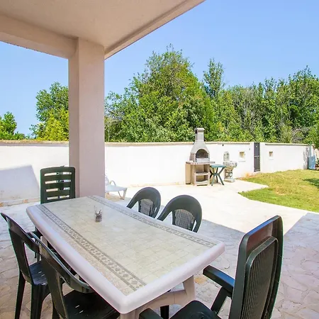 In Croatia Near The Coast * Pula