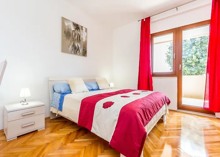 In Croatia Near The Coast Apartment *