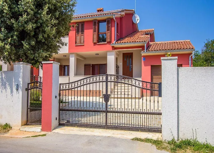 In Croatia Near The Coast Apartment *